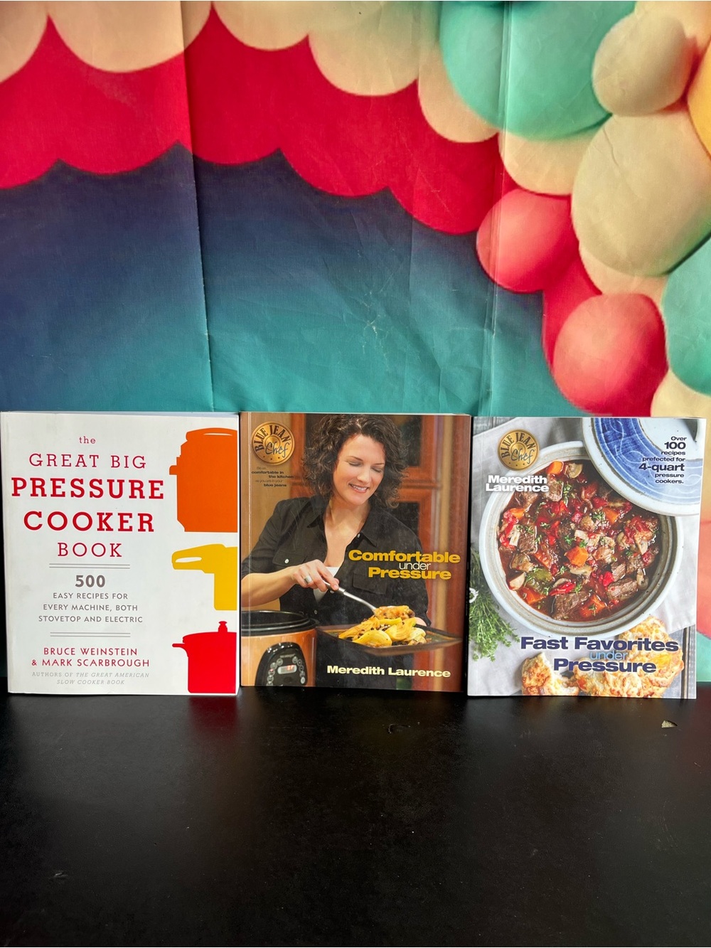 Comfortable Pressure Cookbook - White/Red Cover